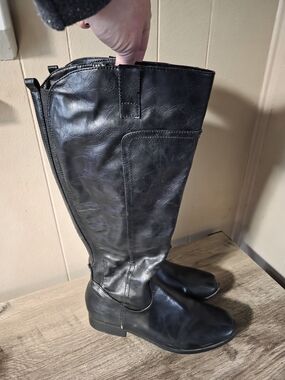 7½M Womans Unisa Black Tall Riding Boots